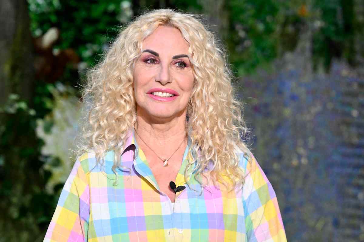 Antonella Clerici che sorride